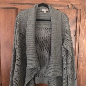 Grey flowy cardigan